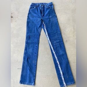 Women’s Cowboy Cut Wranglers